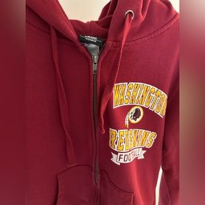 Redskins’s Zip Up Sweatshirt ✨🏈💛